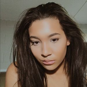 Meet your Posher, Katelynn